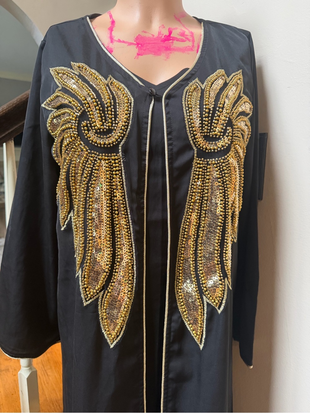 Embellished Black & Gold Long Open 2 piece Abaya - Picture 4 of 7